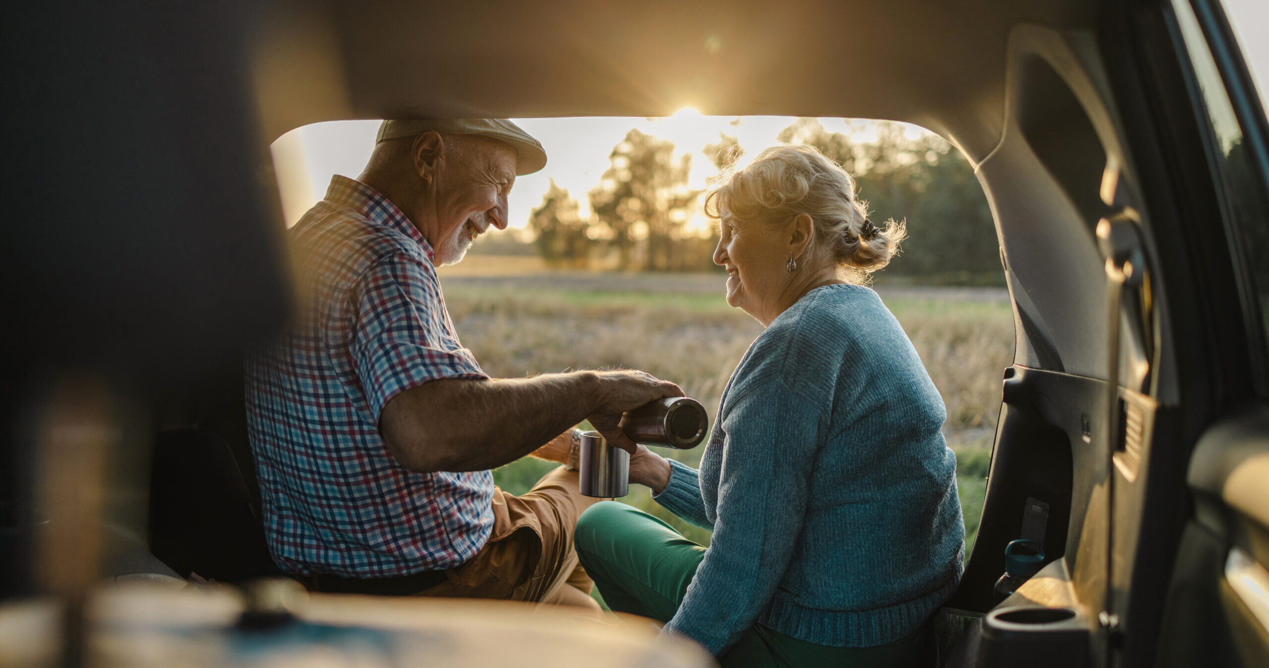 Senior couple enjoying an anti-inflammatory diet on the road.
