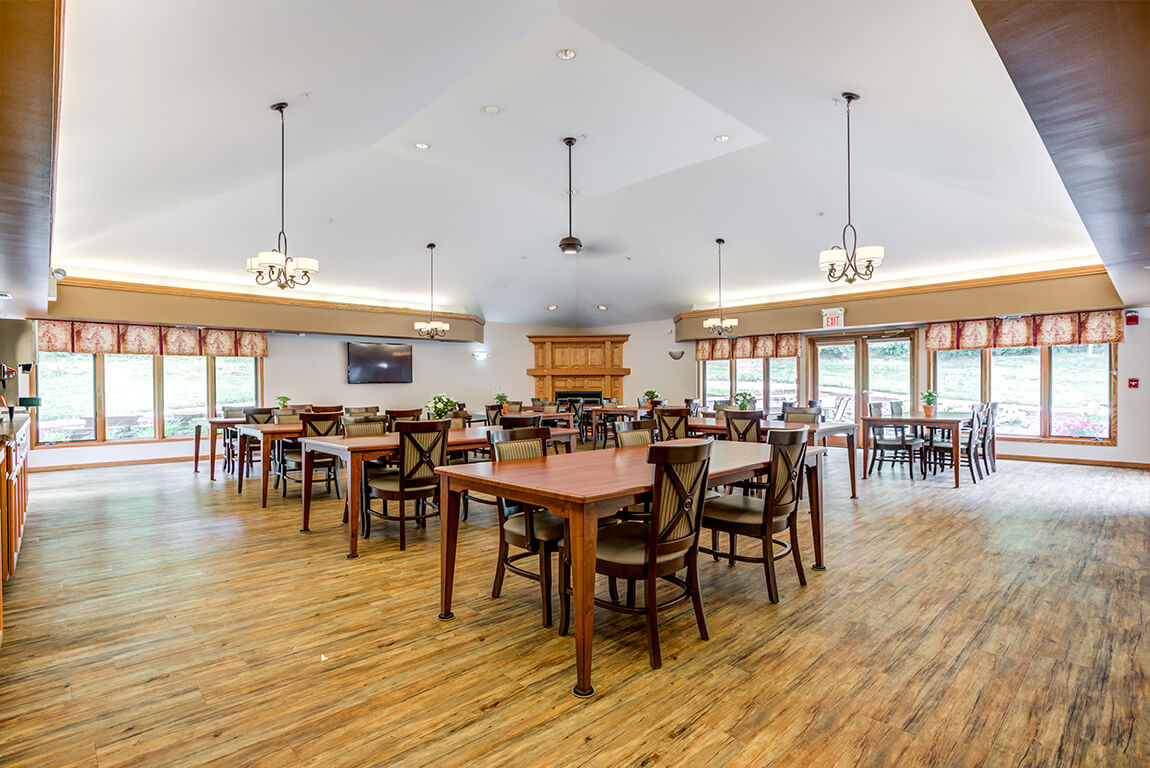 Summit Woods Dining Area