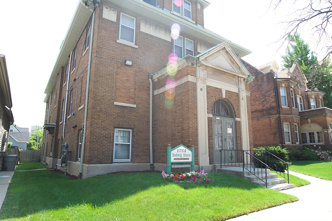 Independent Senior Living Community in Milwaukee, WI