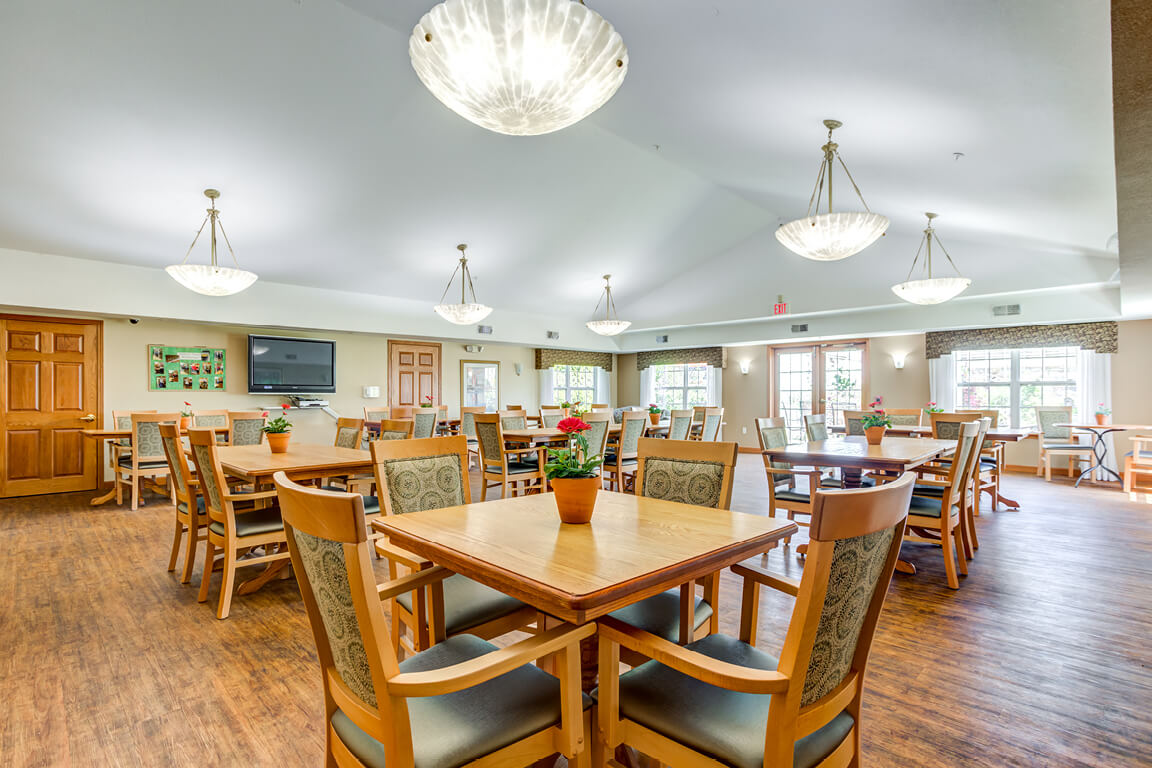 Killarney Kourt Dining Area in Sturtevant, WI